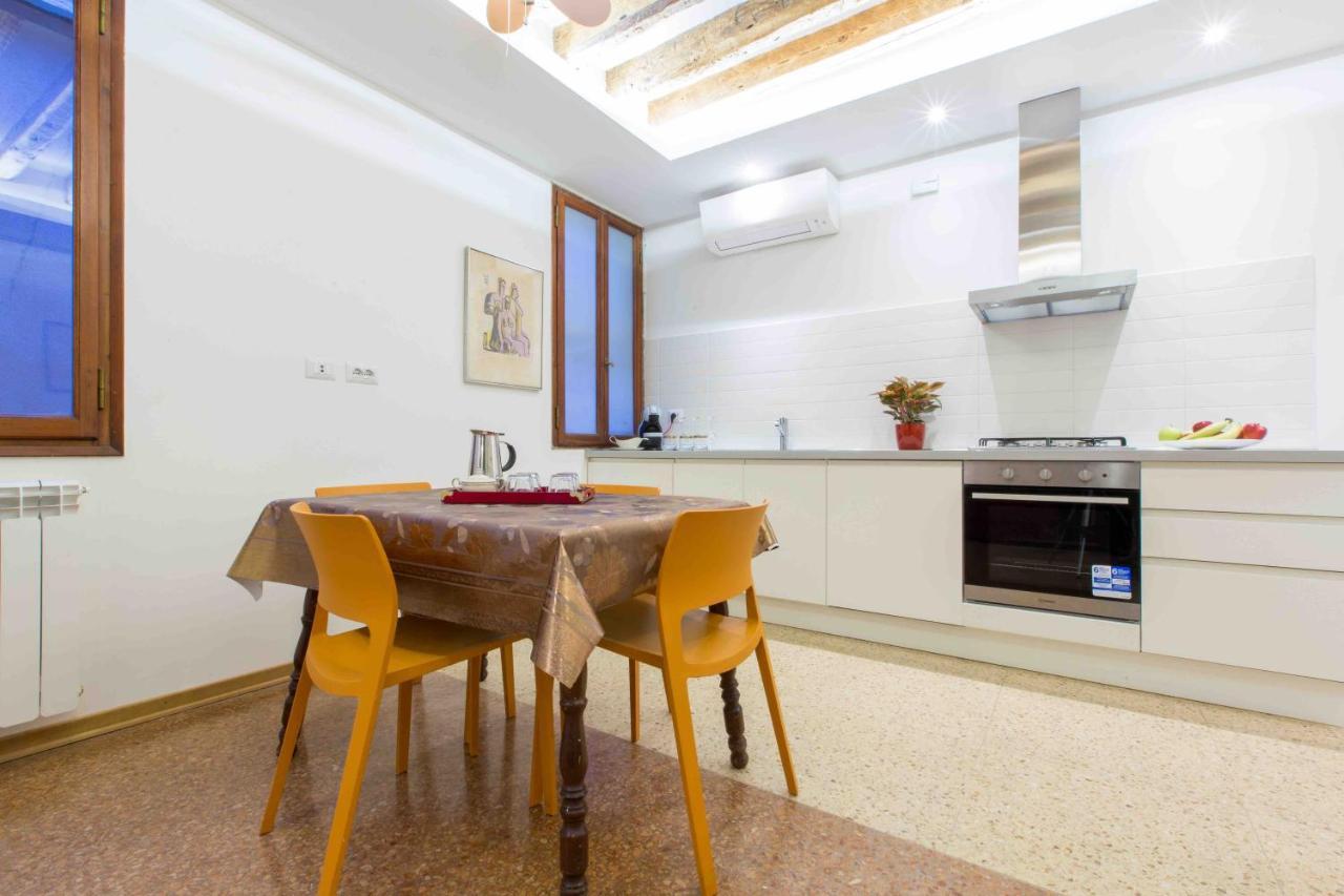 Ca Grimani Private Terrace Apartment Venice Exterior photo